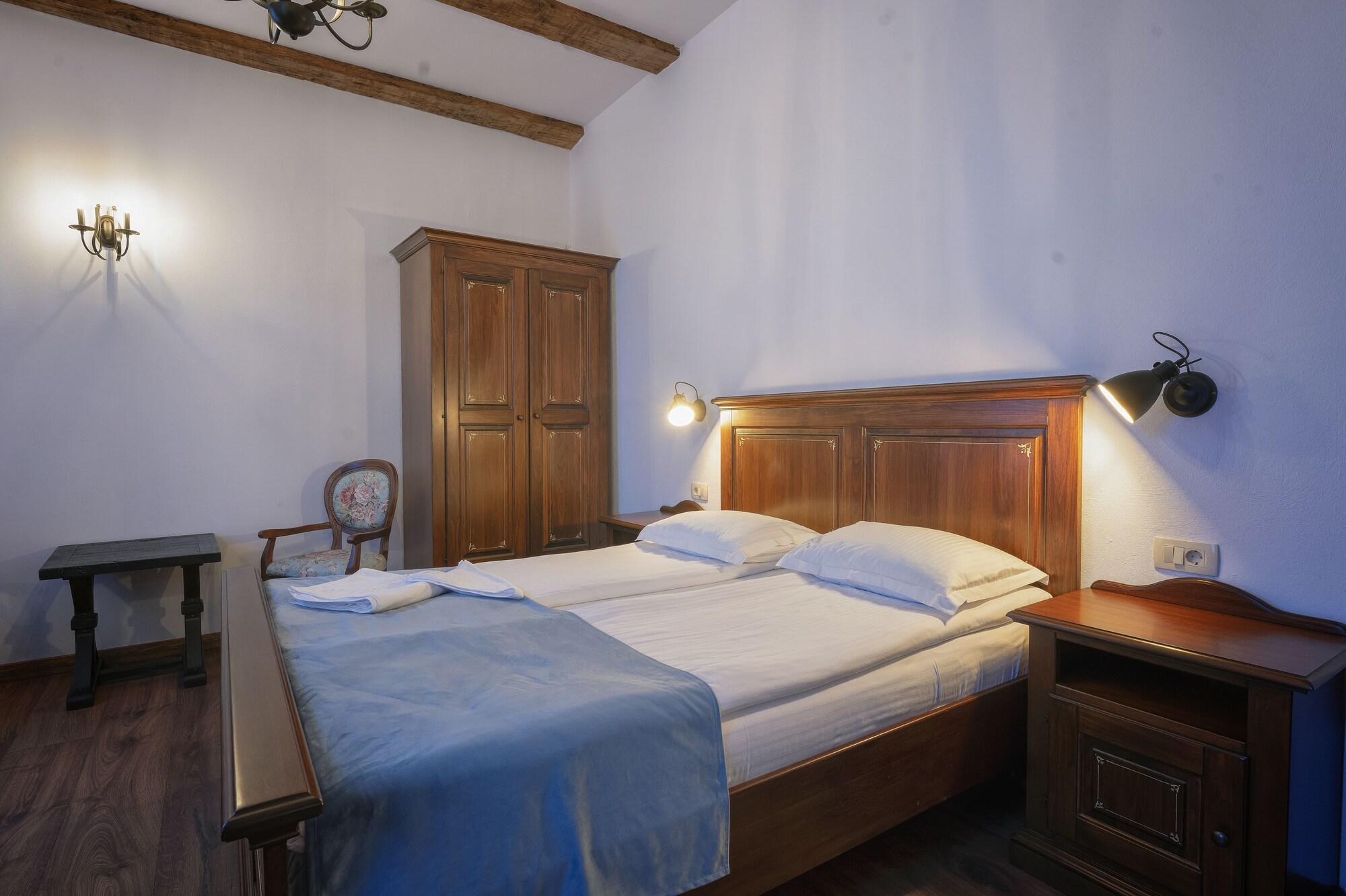 בראשוב Hotel Boutique Casa Chitic -Hotel And Restaurant Str Johann Gott Nr7 מראה חיצוני תמונה