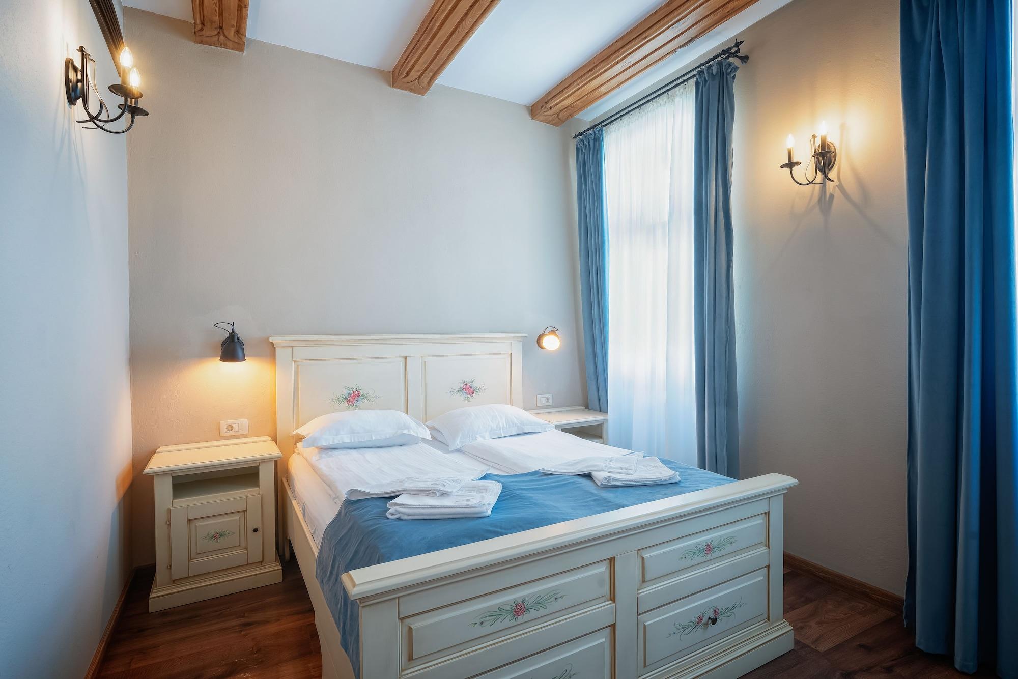 בראשוב Hotel Boutique Casa Chitic -Hotel And Restaurant Str Johann Gott Nr7 מראה חיצוני תמונה
