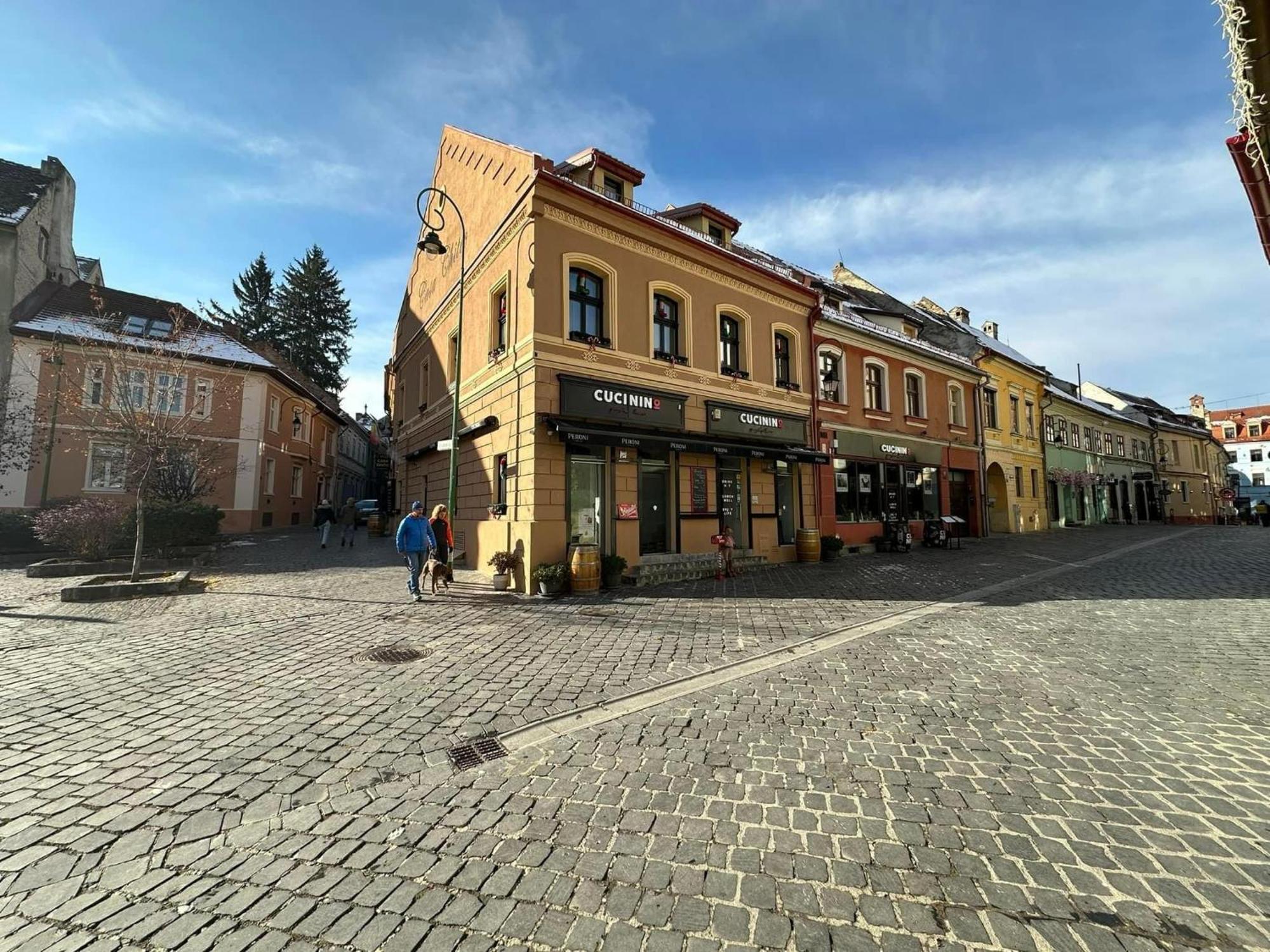 בראשוב Hotel Boutique Casa Chitic -Hotel And Restaurant Str Johann Gott Nr7 מראה חיצוני תמונה