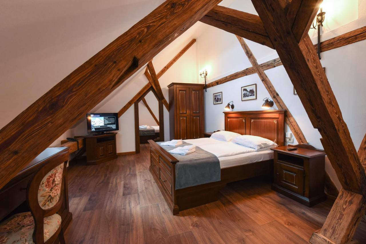 בראשוב Hotel Boutique Casa Chitic -Hotel And Restaurant Str Johann Gott Nr7 מראה חיצוני תמונה